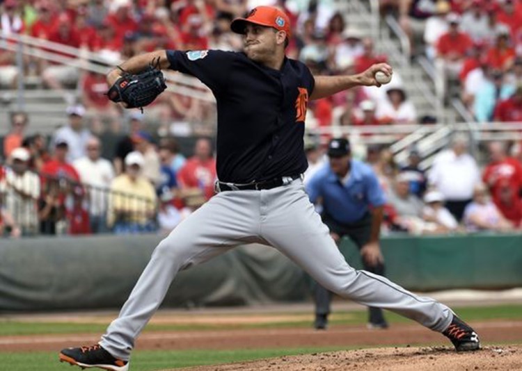 MLB Pitcher uses NanoVi to train